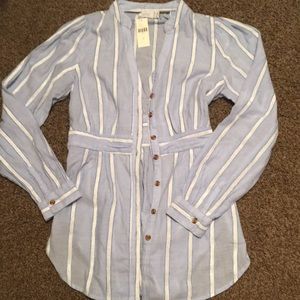 Anthropologie NWT button down shirt size 4